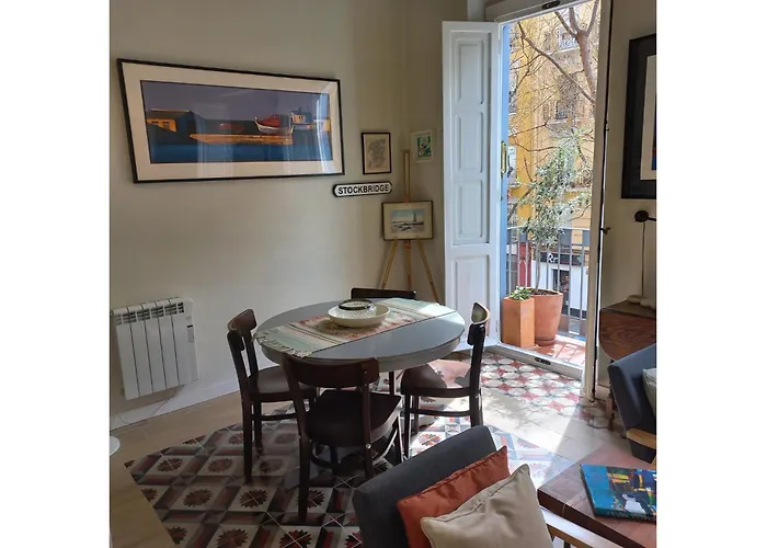 Classic City Apartment