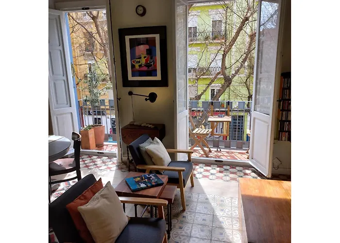 Classic City Apartment